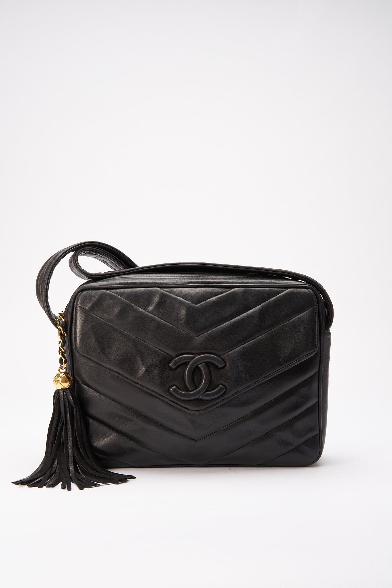 Chanel - Vintage 1994 White Leather Small Chevron Tote / Shoulder Bag