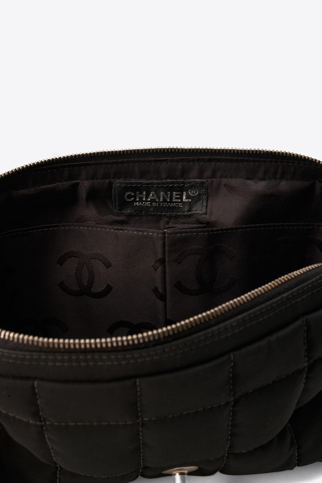 Bolso tote ejecutivo Chanel vintage de cuero de caviar negro