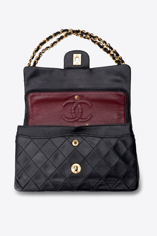 Does Real Chanel Handbag Hardware Tarnish Over Time?