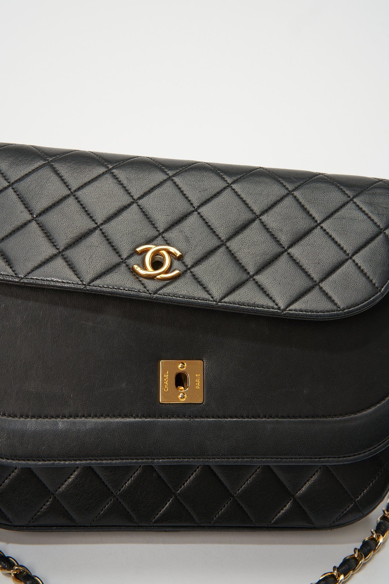 Vintage Lambskin Quilted CC Shoulder Bag Black - Chanel