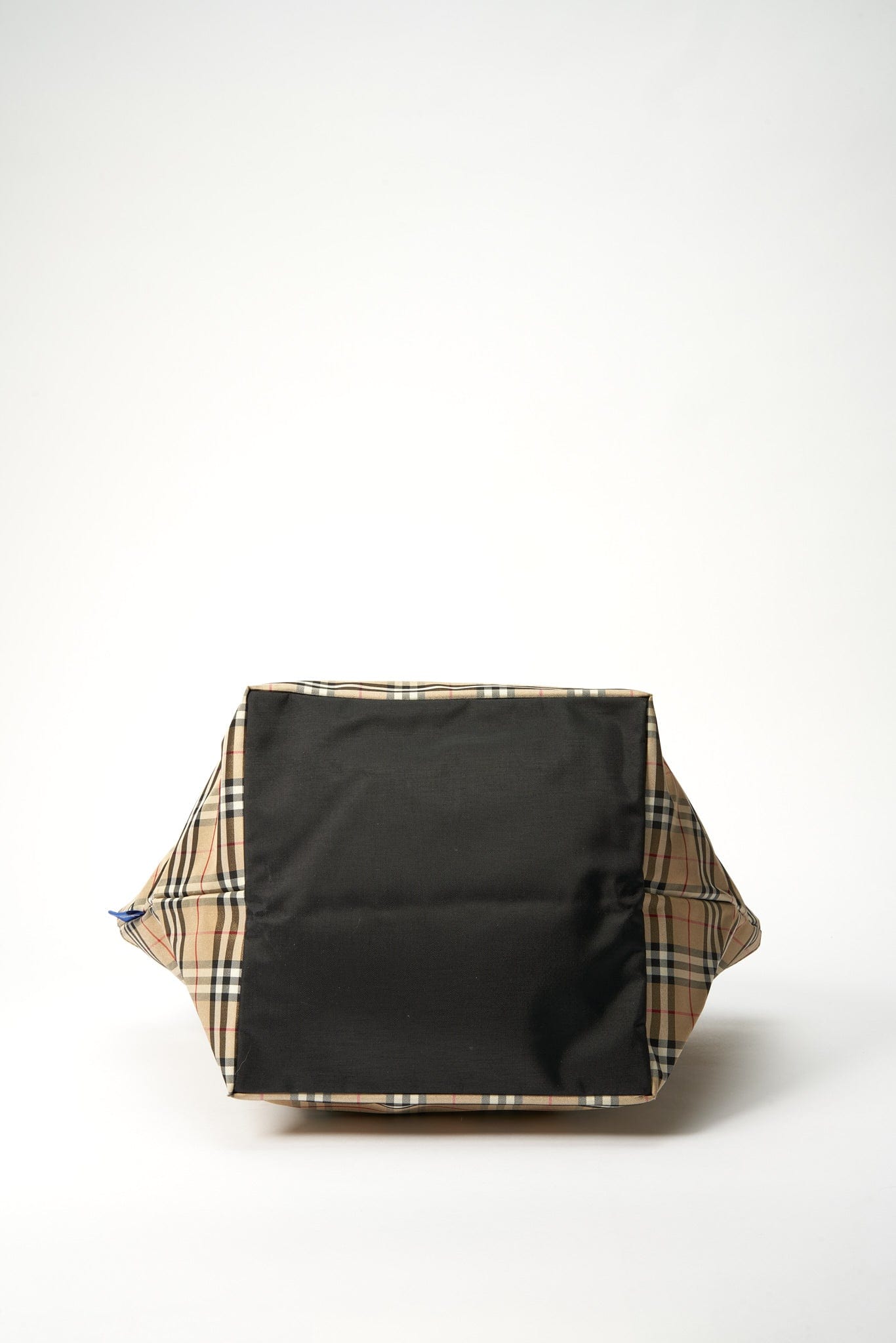 Vintage Burberry khaki and brown nova check tote bag. Classic