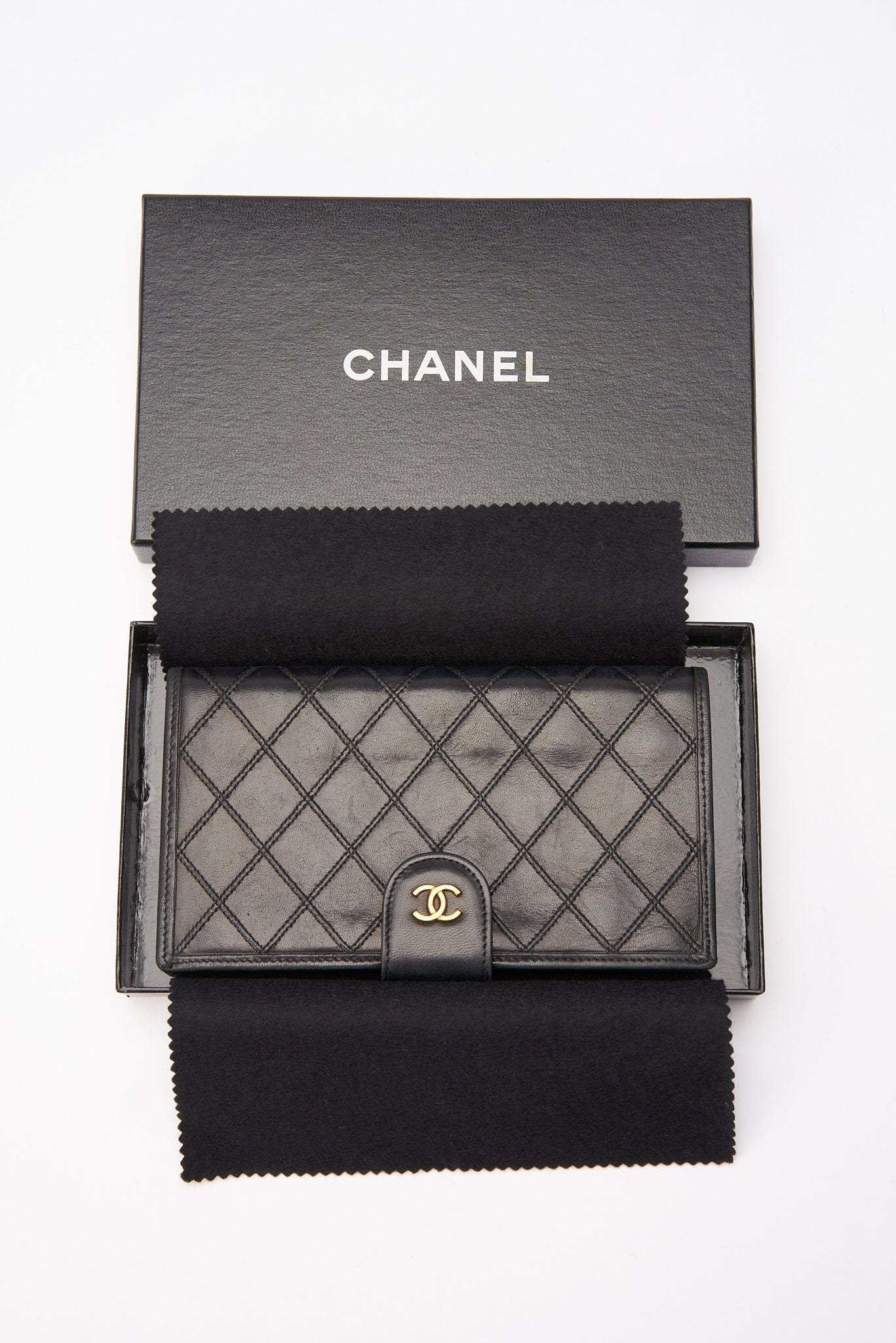 Chanel Black Quilted Lambskin Vintage Wallet