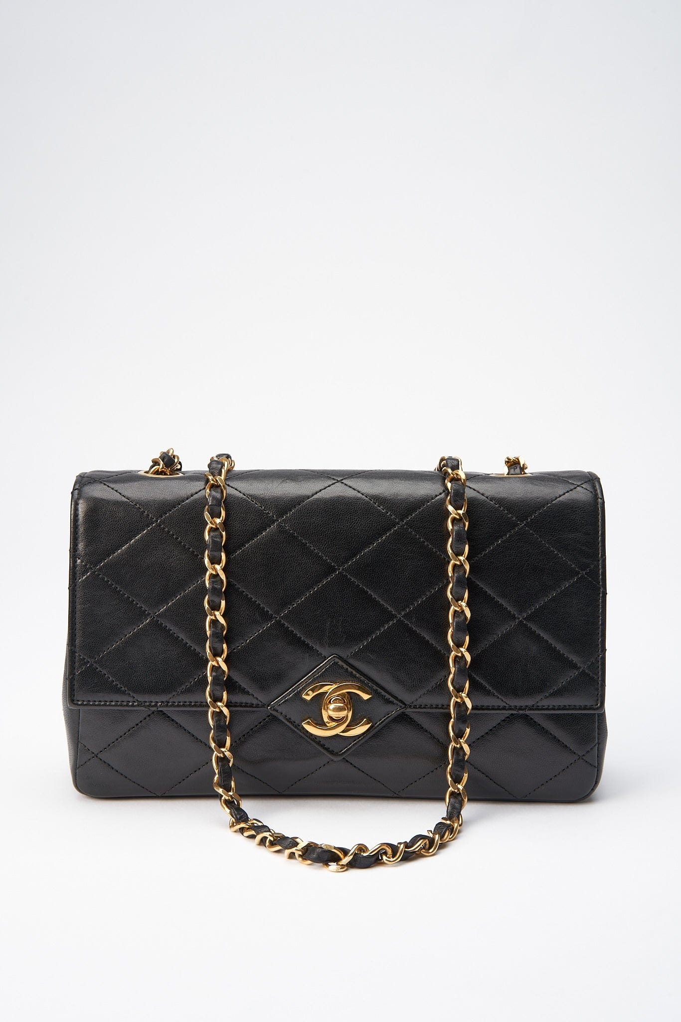 Chanel Vintage Quilted Diana Flap Bag Black Caviar 24K gold Plated