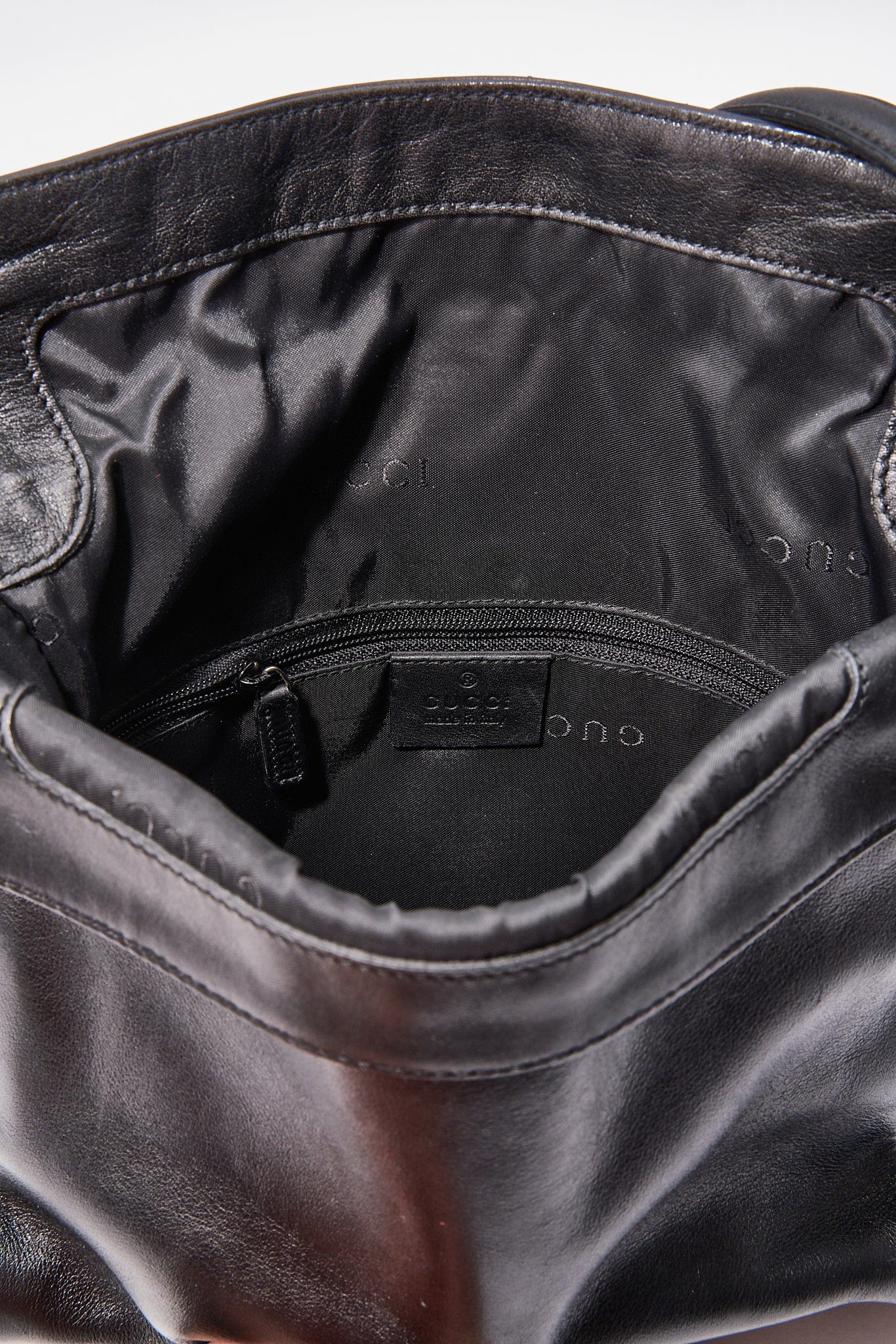 Vintage Black leather Gucci Bag