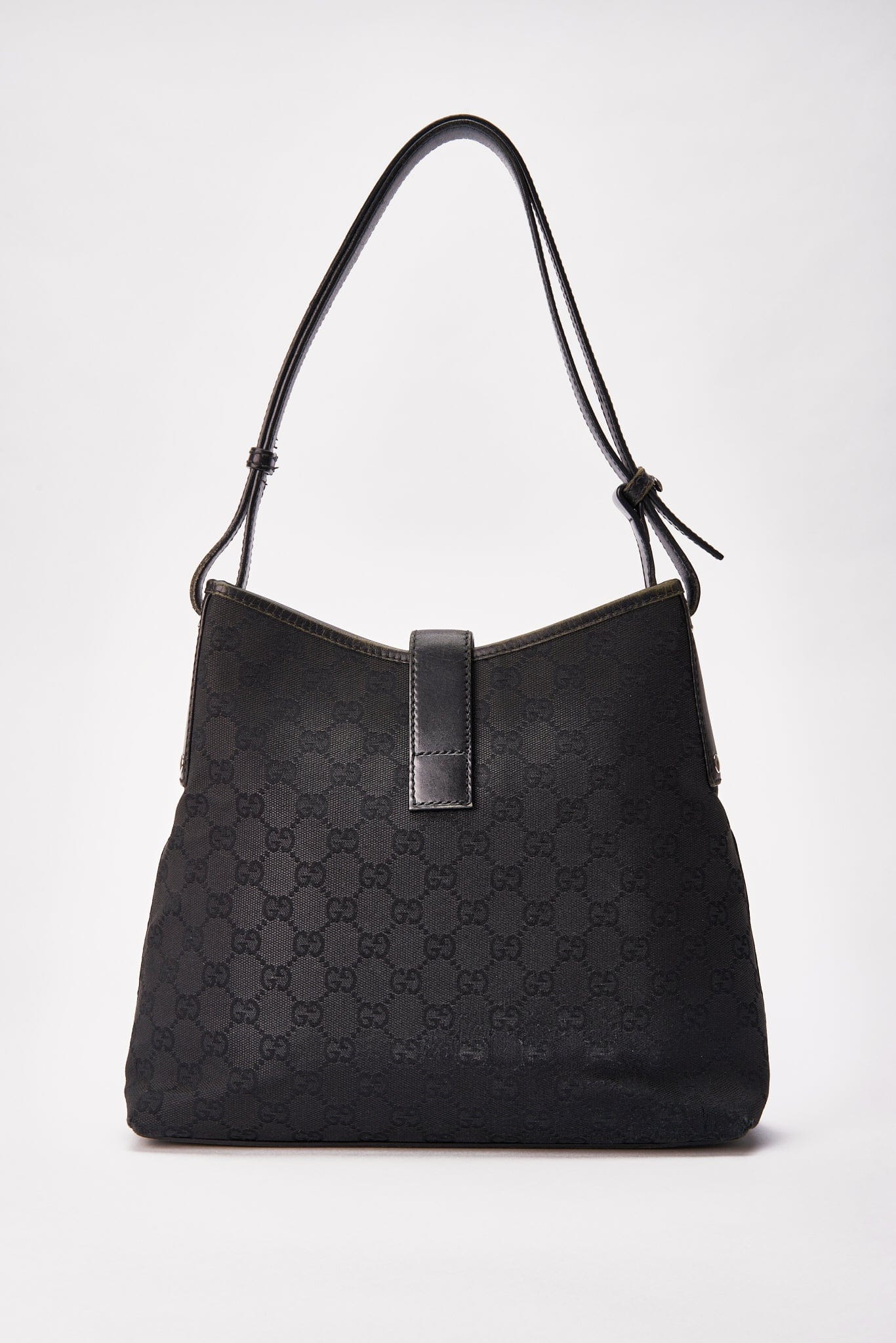 Vintage Gucci Black Shoulder Bag with Pistol Lock – The Hosta