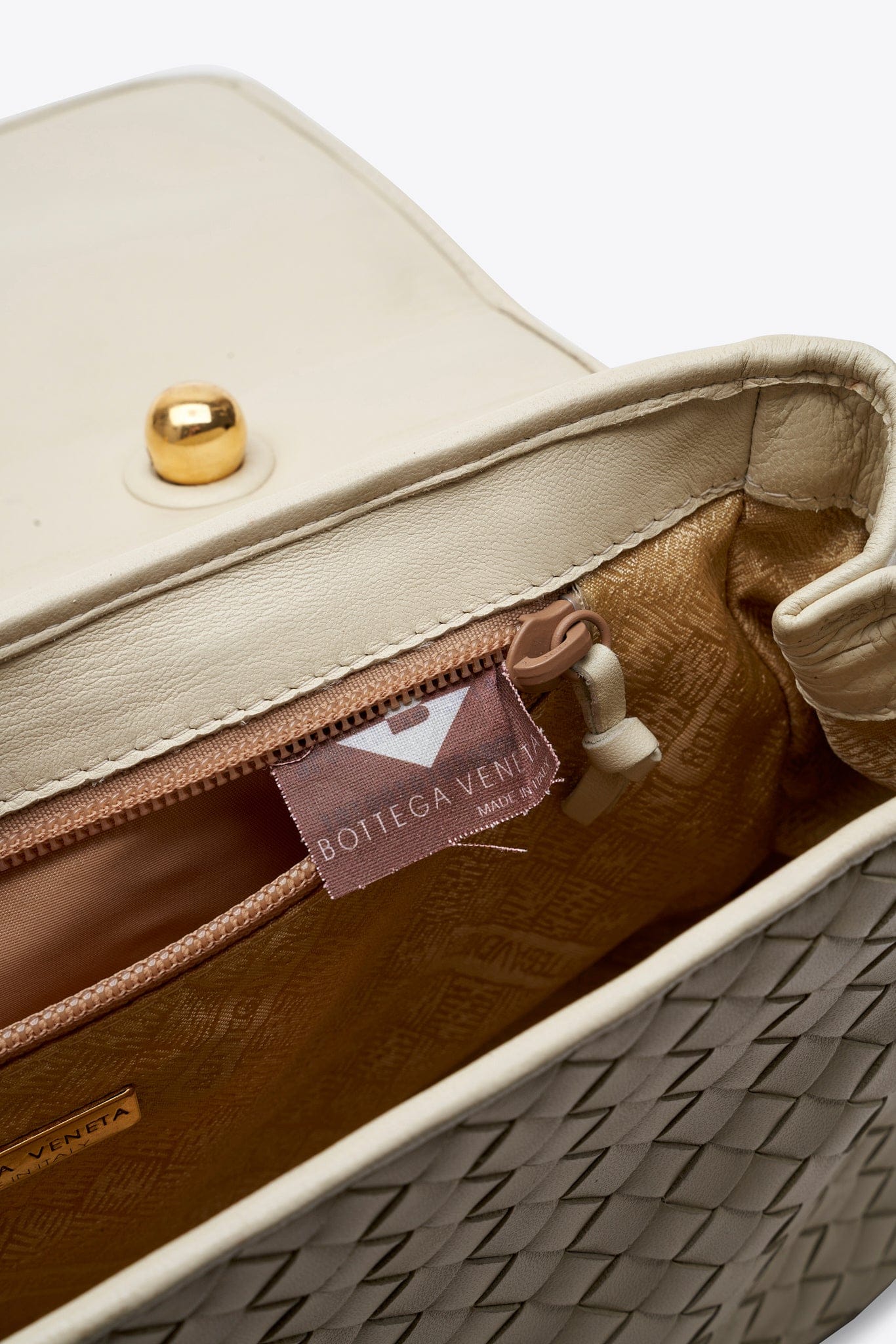 Vintage Bottega Veneta Cream Intrecciato Leather Top Handle Bag