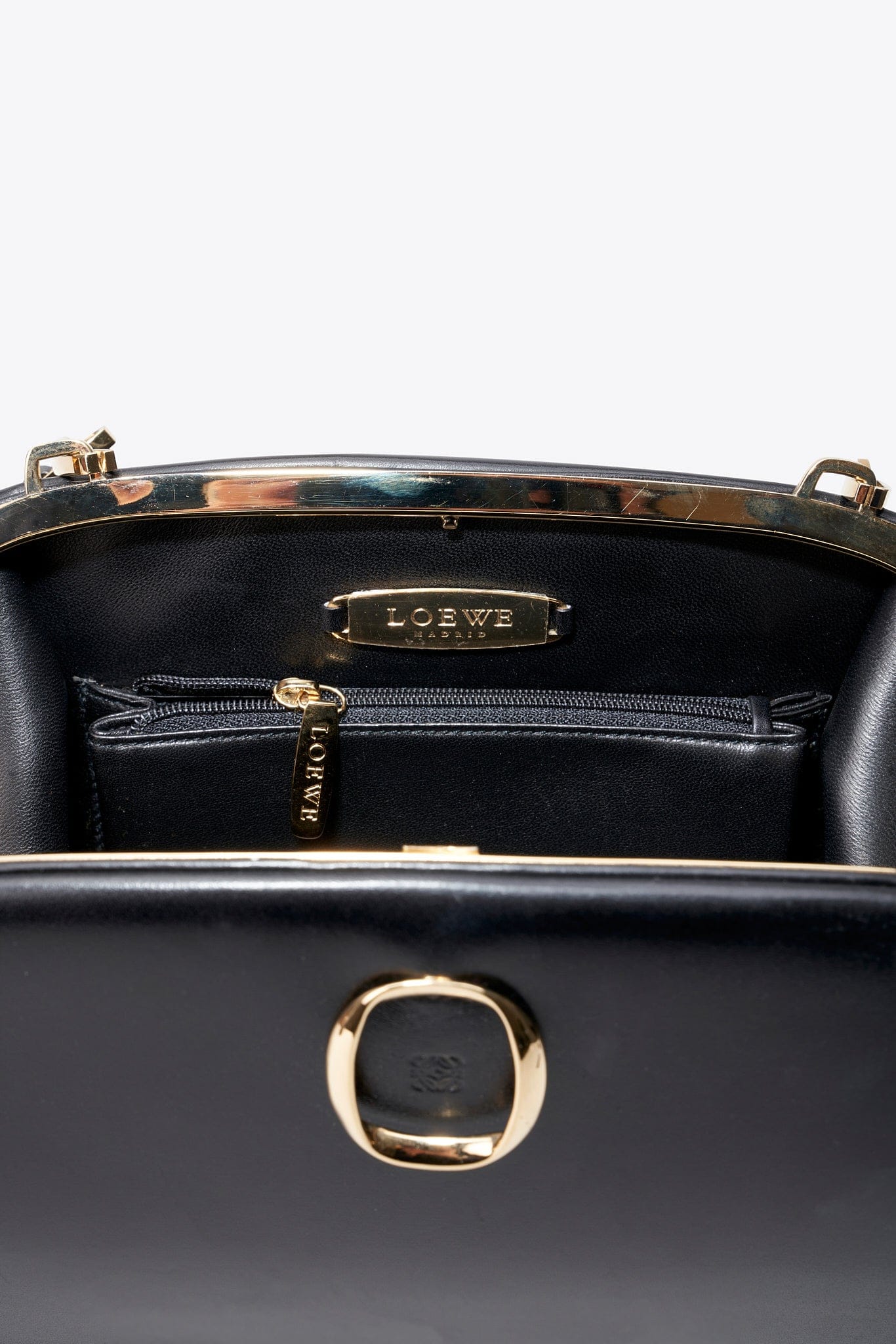 Loewe Vintage Shoulder Bag In Black Leather