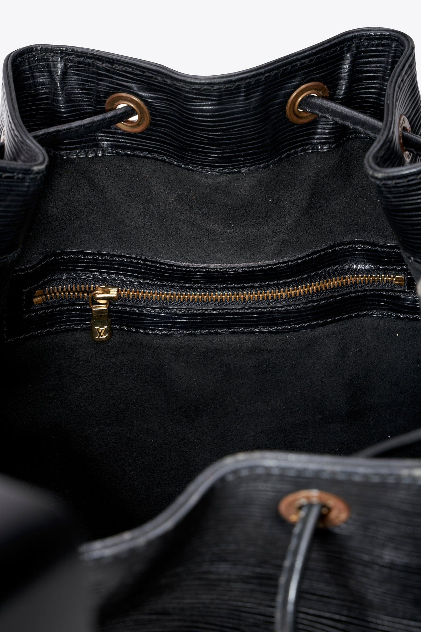 Vintage Louis Vuitton Noé Epi Leather Bucket Bag