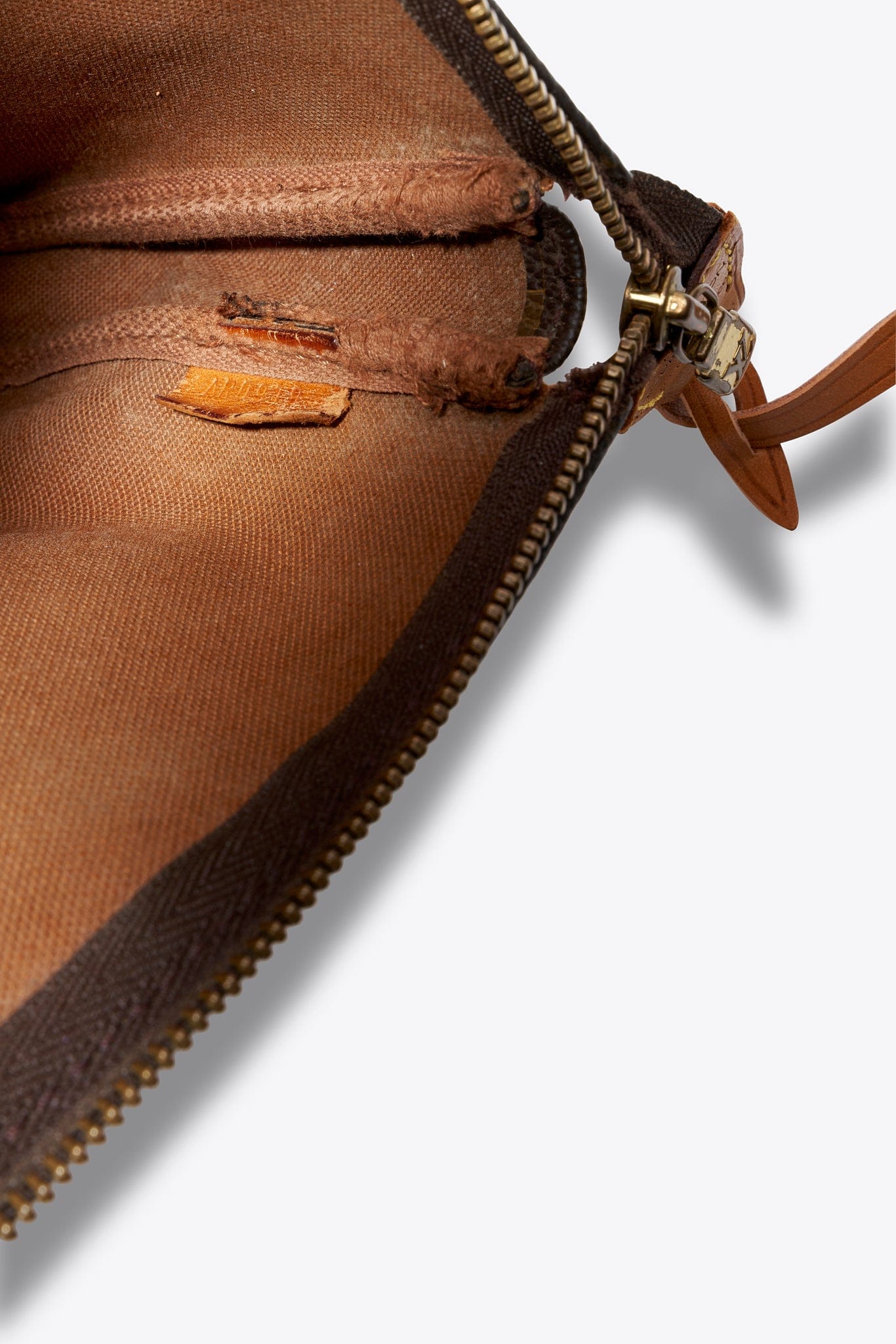 Vintage Louis Vuitton Monogram Pochette Bag