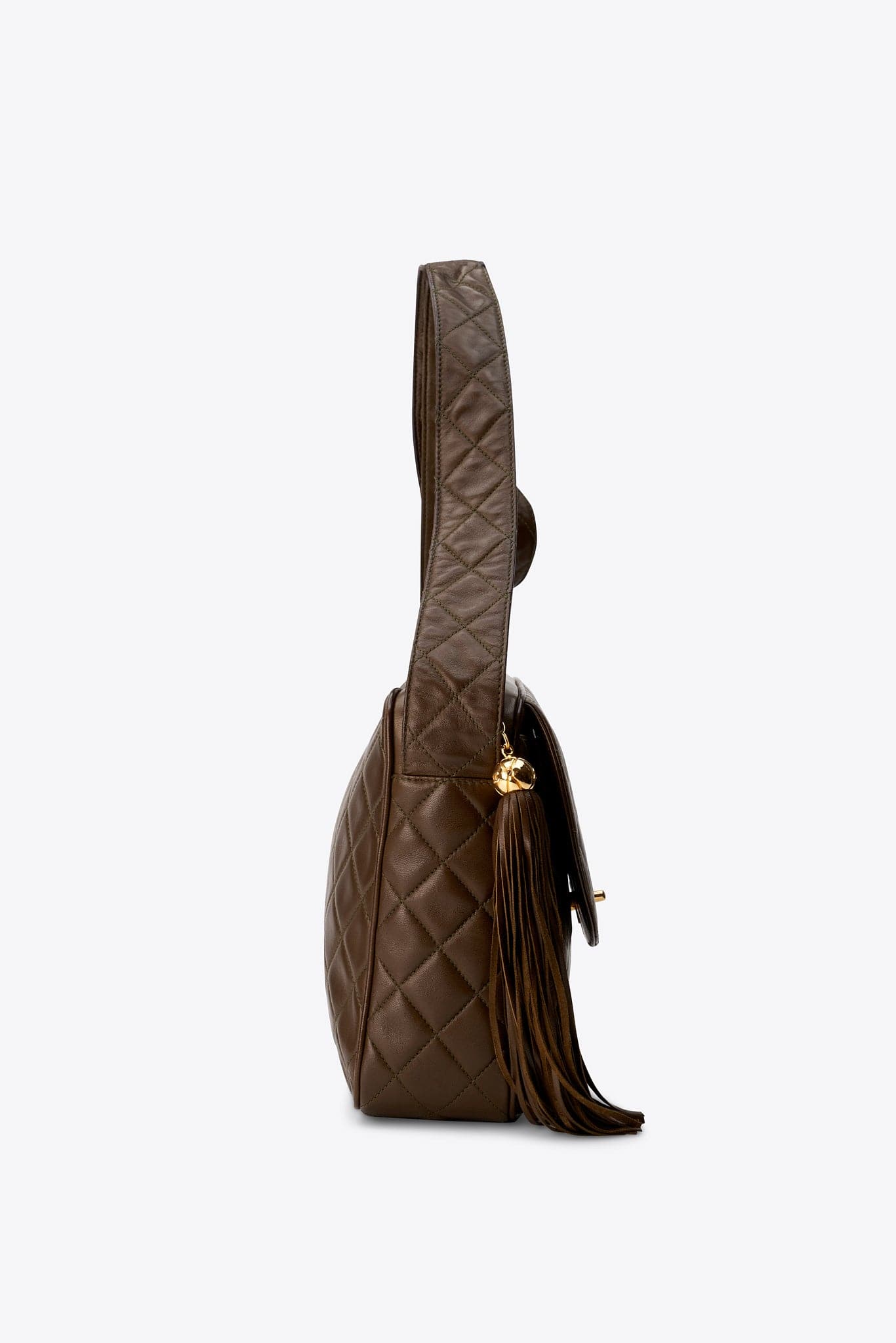 CHANEL ブラウン キルティング バッグ 中古・古着通販】CHANEL (シャネル) キルティングレザーハンドバッグ