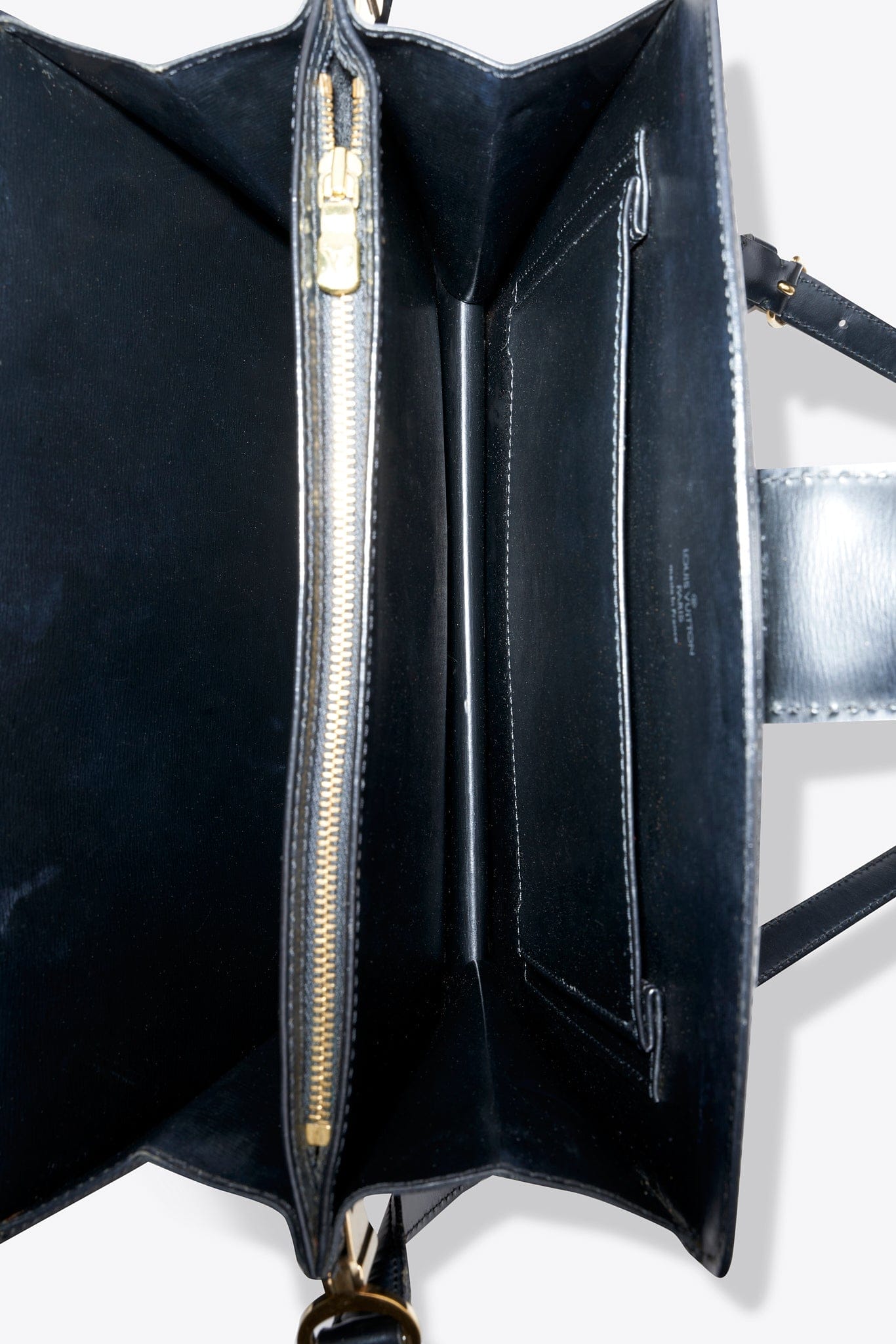 Louis Vuitton Capuchin Shoulder Bag in Black Epi Leather