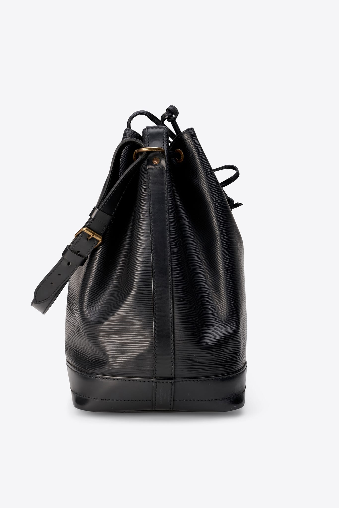 Louis Vuitton Noé Epi Leather Bucket Bag Black