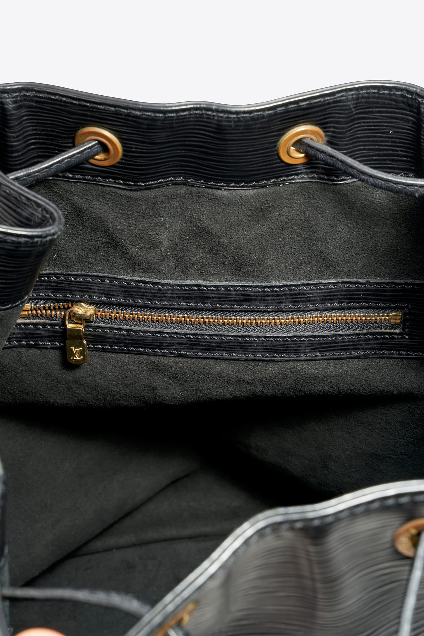 Louis Vuitton Noé Epi Leather Bucket Bag Black