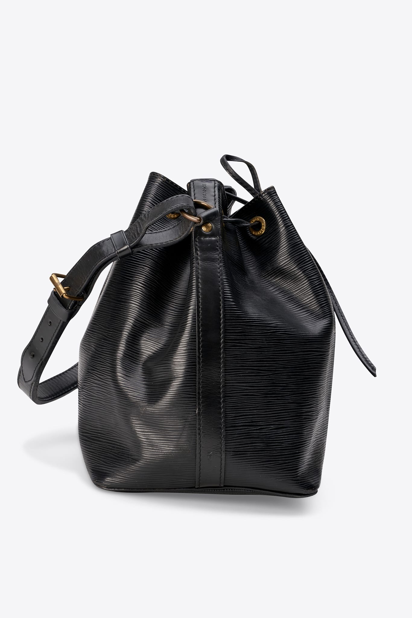 Louis Vuitton Petit Noé Epi Leather Bucket Bag Black