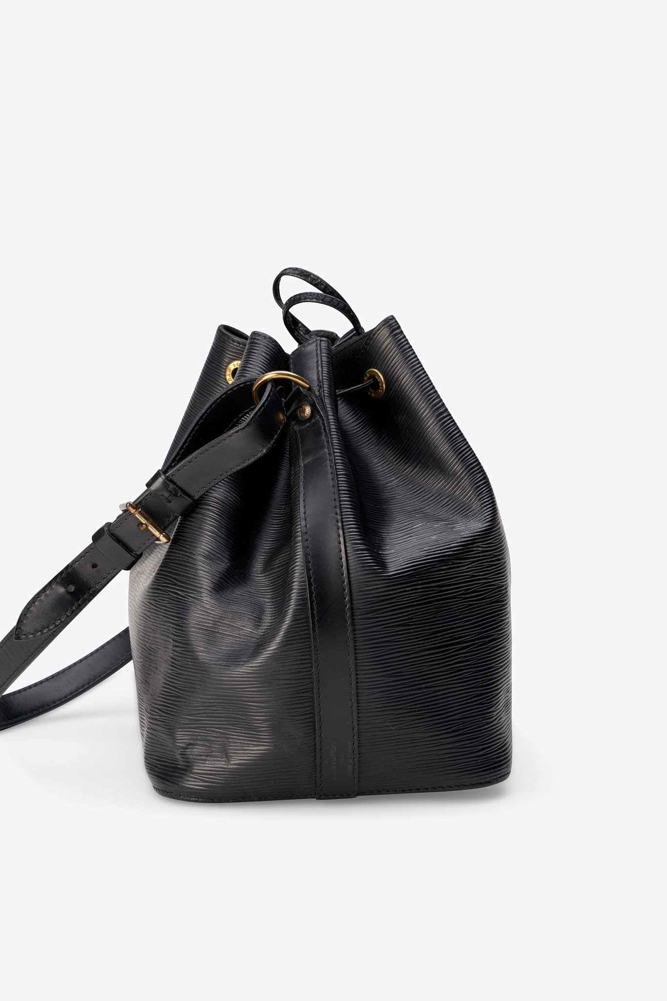 Louis Vuitton Petit Noé Epi Leather Bucket Bag Black