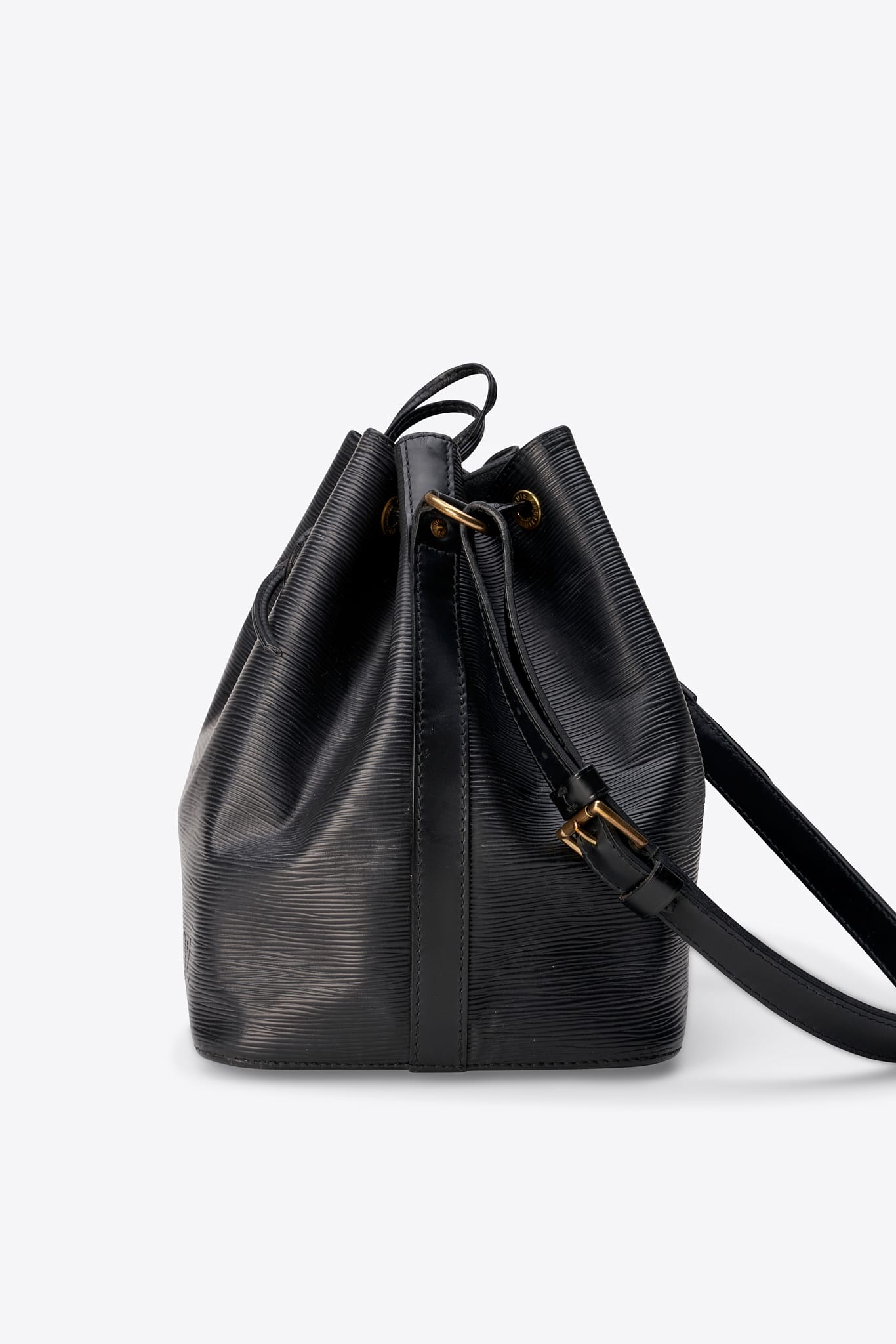 Louis Vuitton Petit Noé Epi Leather Bucket Bag Black