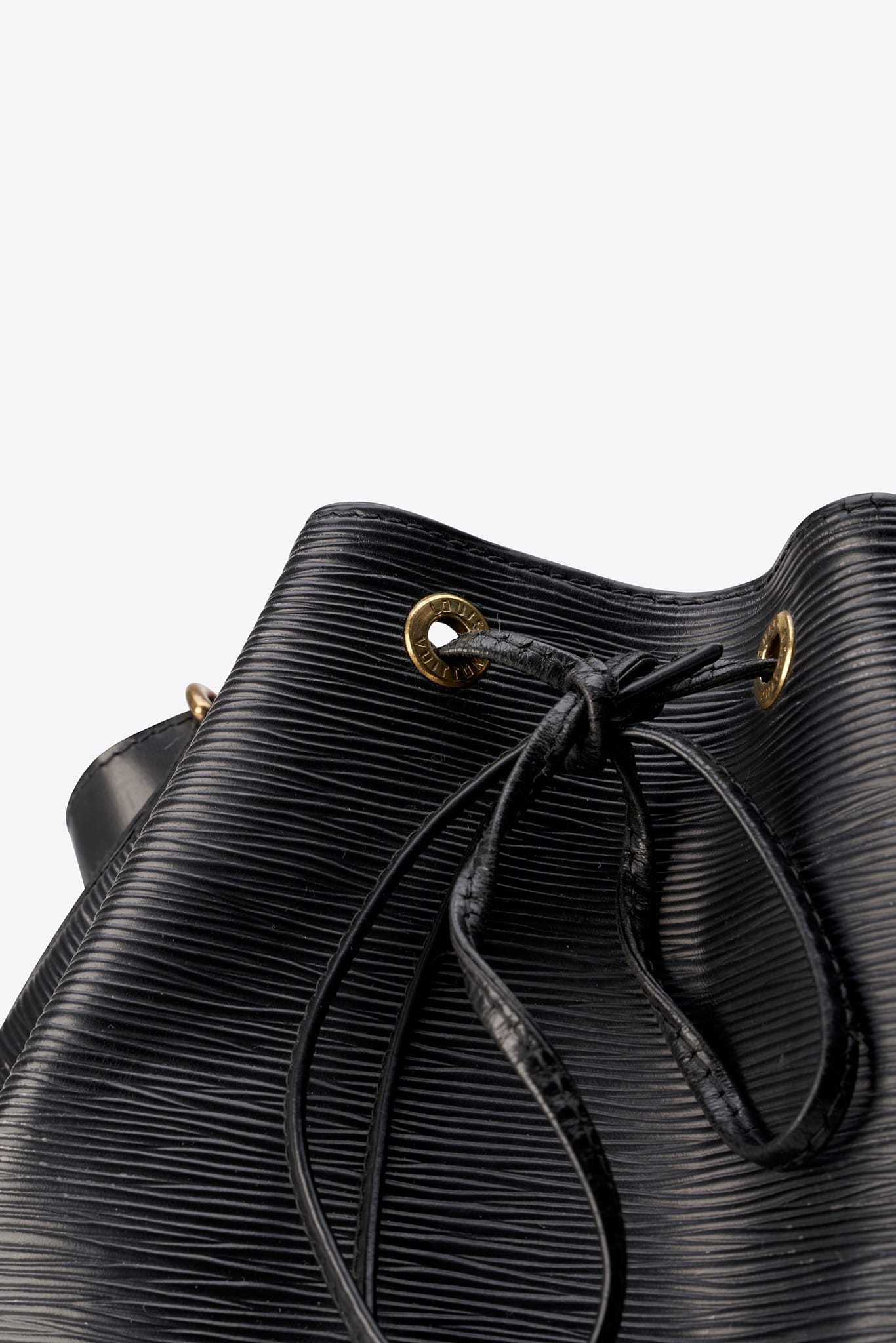 Louis Vuitton Petit Noé Epi Leather Bucket Bag Black
