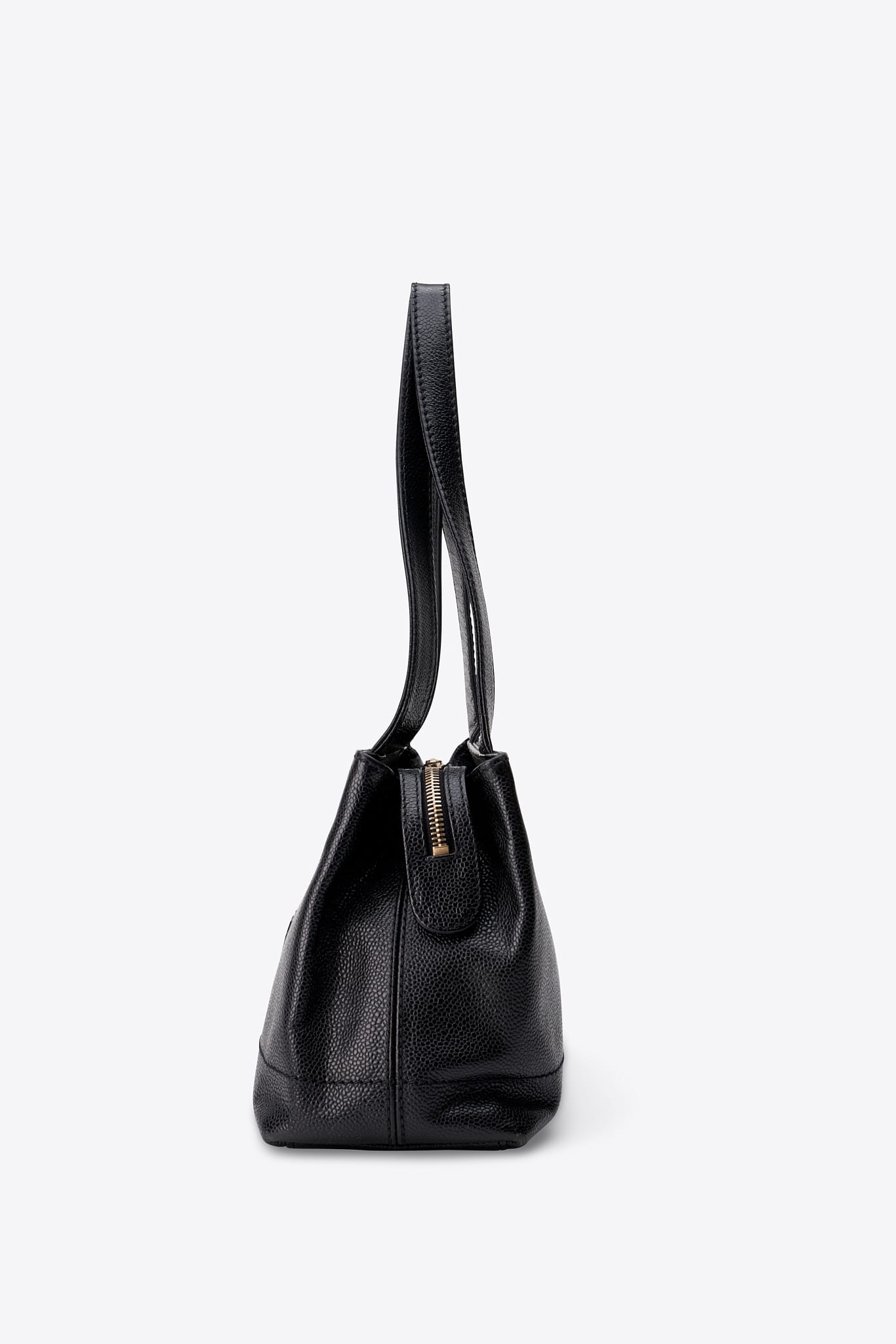 Vintage Chanel Caviar Leather Shoulder Bag with Wood Effect Perspex Puller