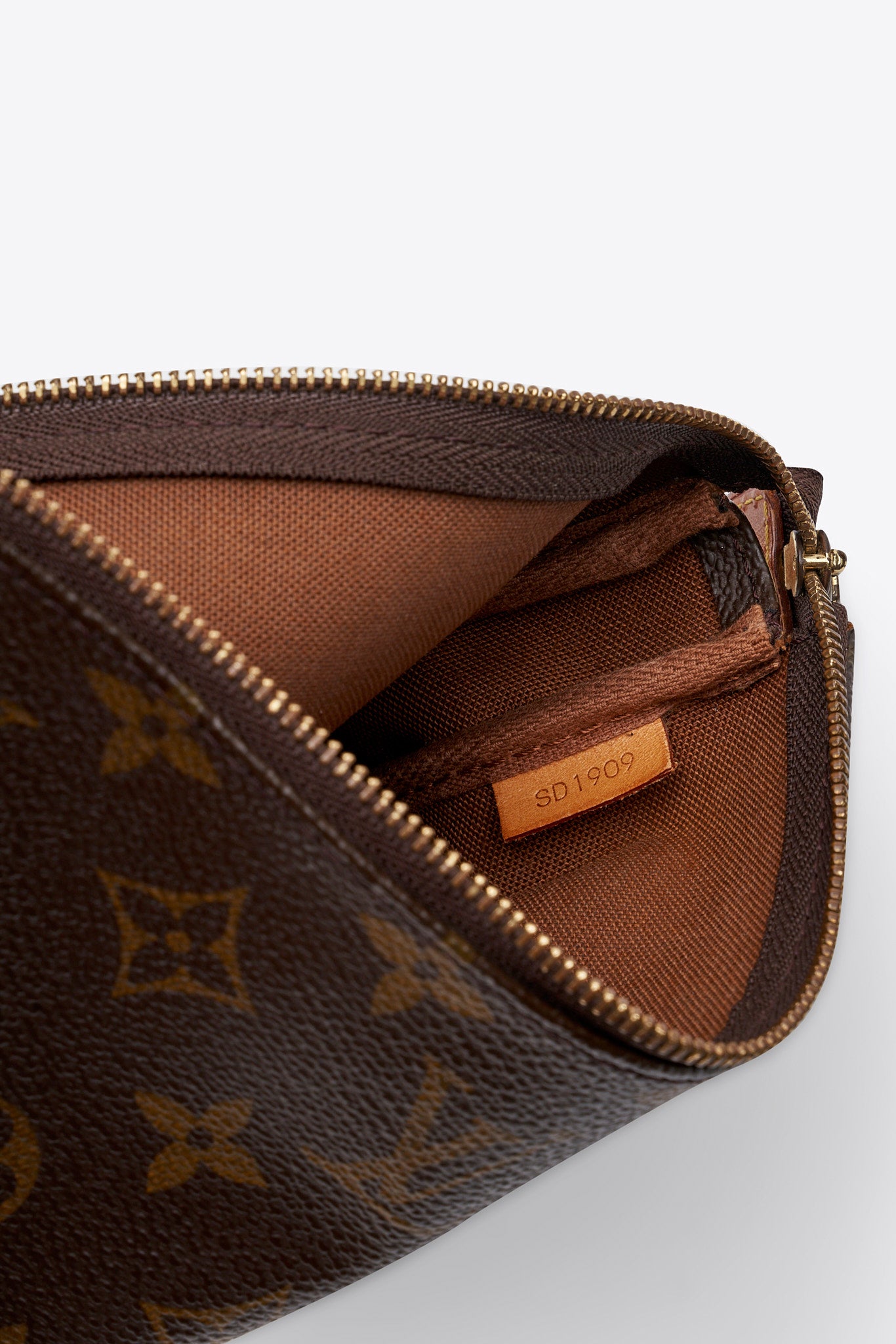 Vintage Louis Vuitton Pochette Monogram Canvas