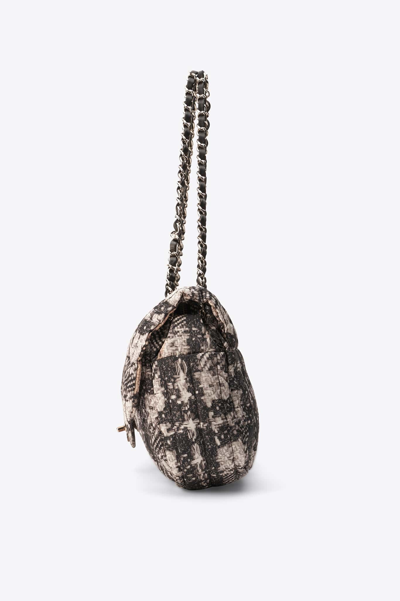 Vintage Chanel Svart läderkopplingspåse med 24k guldpläterad hårdvara