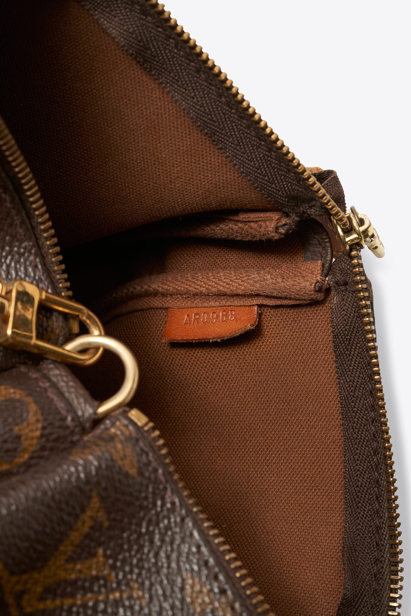 LOUIS VUITTON PETIT NOÉ BOLSE EN LANVAS DE MONOGRAM