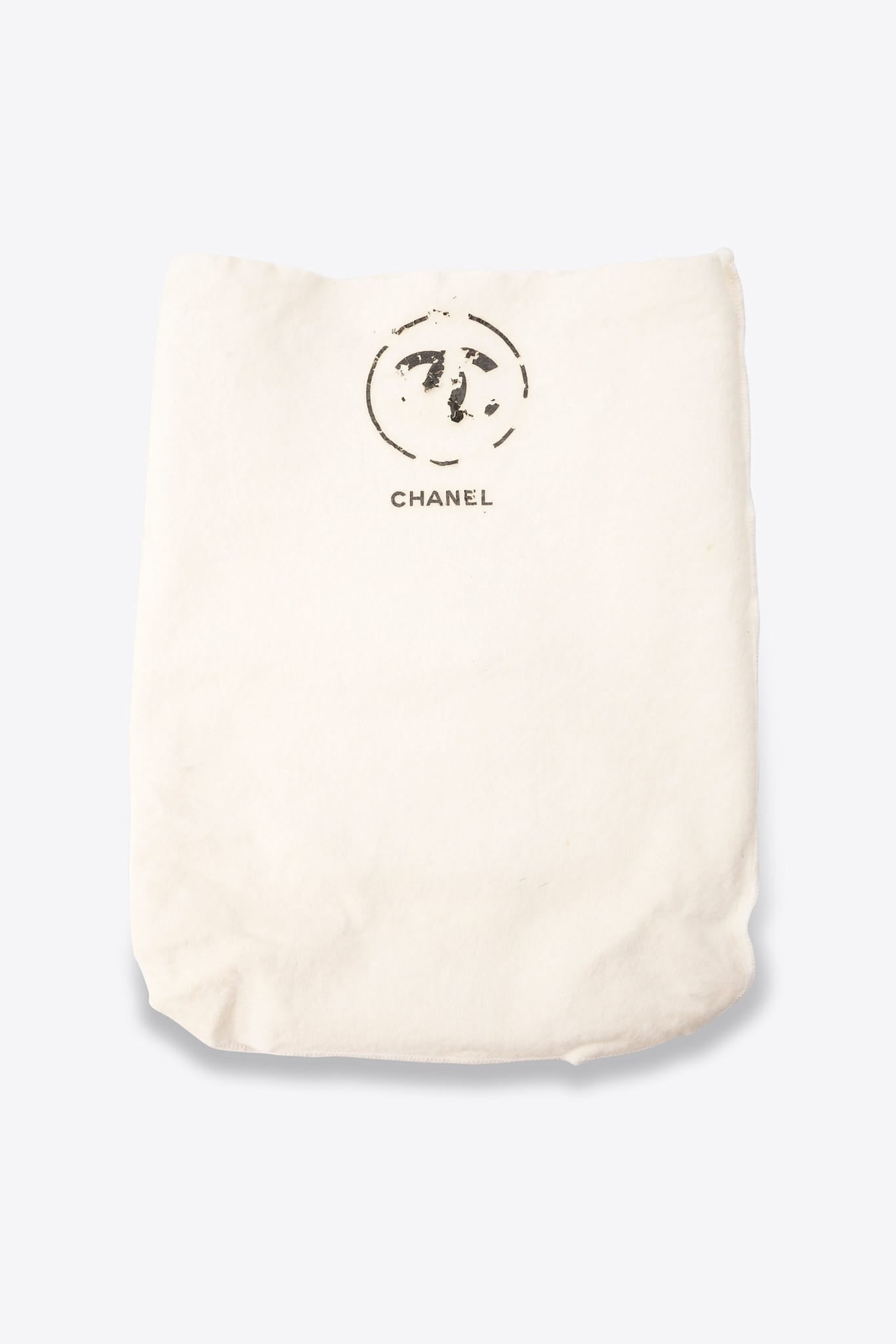 Sac à rabat Diana vintage en cuir d'agneau noir Chanel avec matériel plaqué or 24 carats
