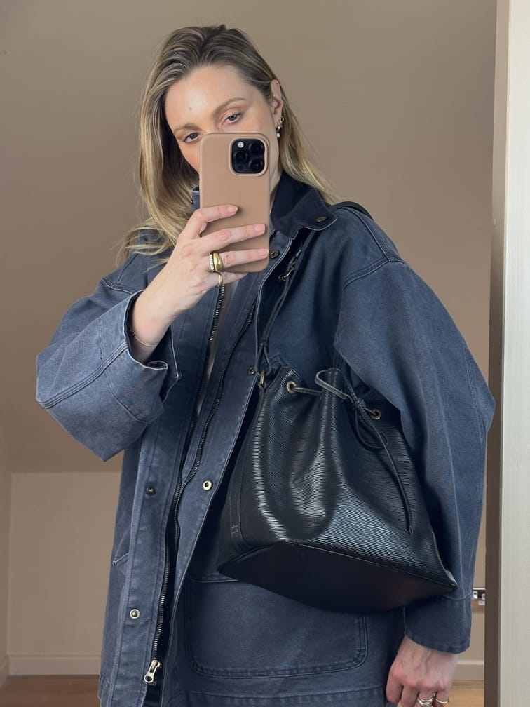 Louis Vuitton Petit Noé Epi Leather Bucket Bag Black