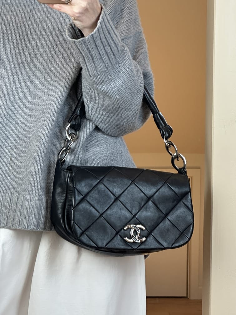 Vintage Chanel Black Leather Single Flap Shoulder Bag