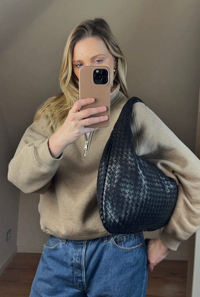 Vintage Bottega Veneta Black Intrecciato Large Leather Hobo Shoulder Bag