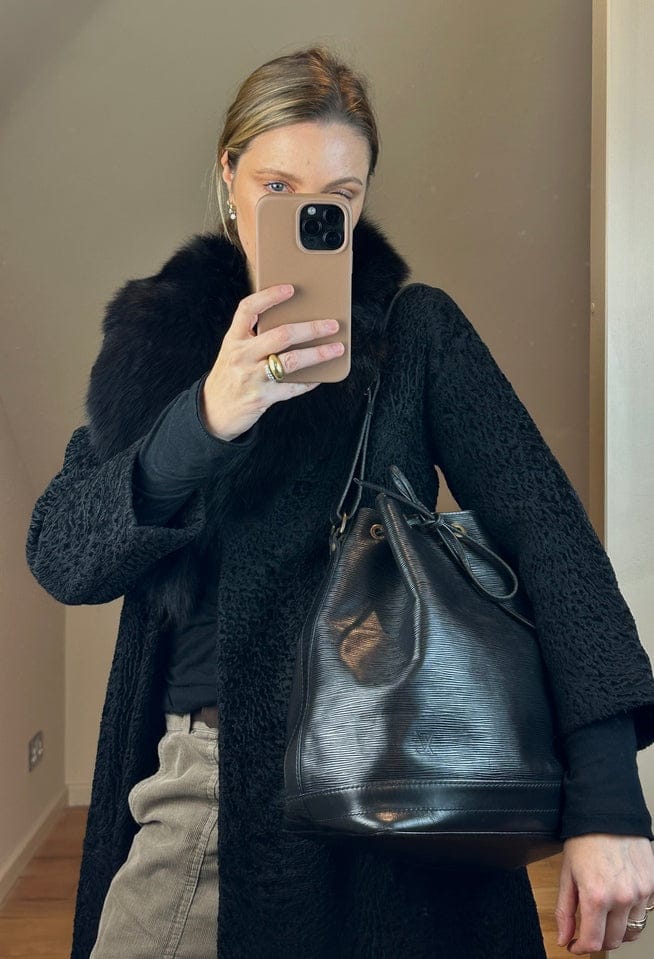 Vintage Louis Vuitton Noé Epi Leather Bucket Bag