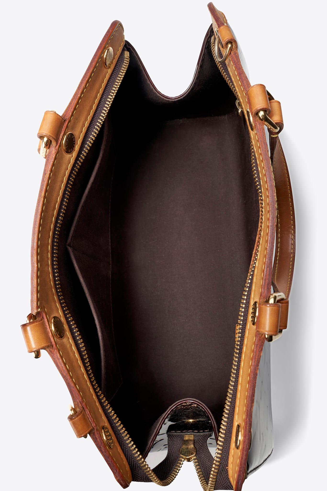 Vintage Louis Vuitton Brea MM Bag in Amarante Vernis Patent Leather