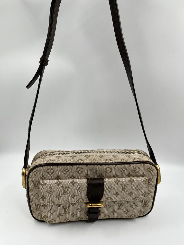 Louis Vuitton Mini Lin Juliette Bag - Blue Shoulder Bags, Handbags -  LOU27974