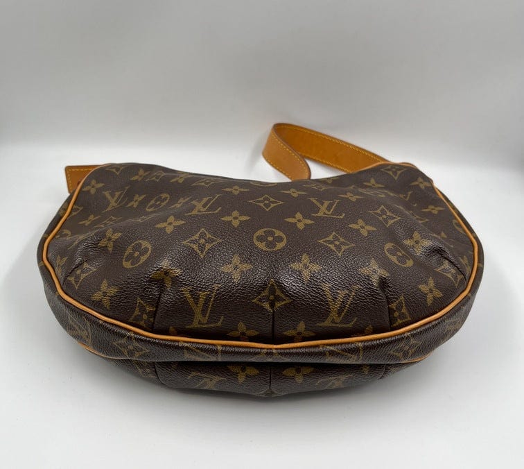 LOUIS VUITTON CROISSANT BAG MM (RARE), Luxury, Bags & Wallets on