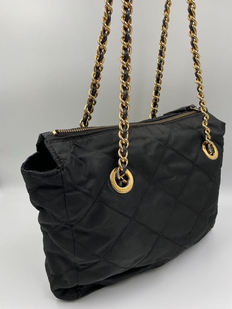 Vintage Chanel gold leather shoulder bag at 1stDibs