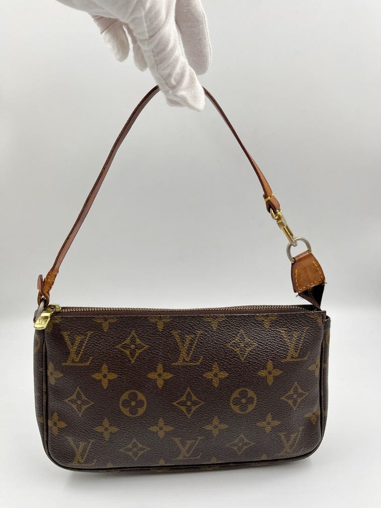 Louis Vuitton Vintage Pochette