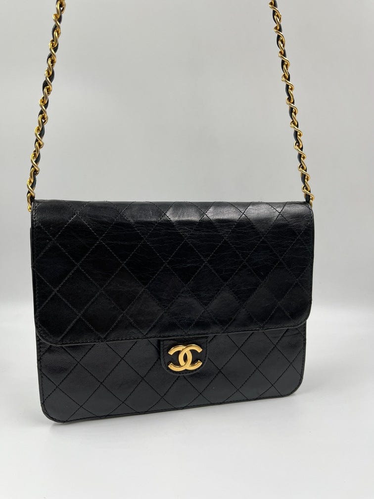 Chanel - Authenticated Handbag - Velvet Black Plain for Women, Good Condition