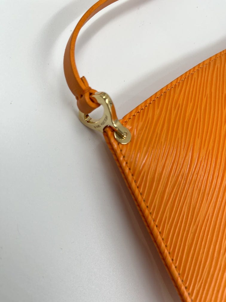 Louis Vuitton Louis Vuitton Pochette Accessoires Piment Orange Epi