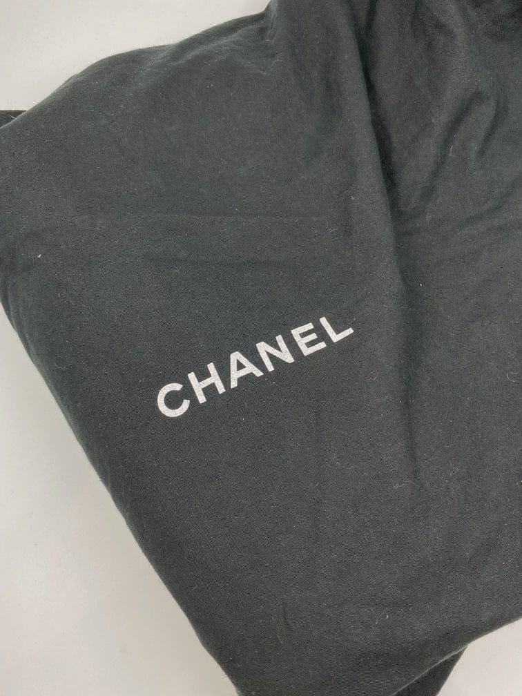 Chanel Tote Bag w Chain Handles – The Hosta
