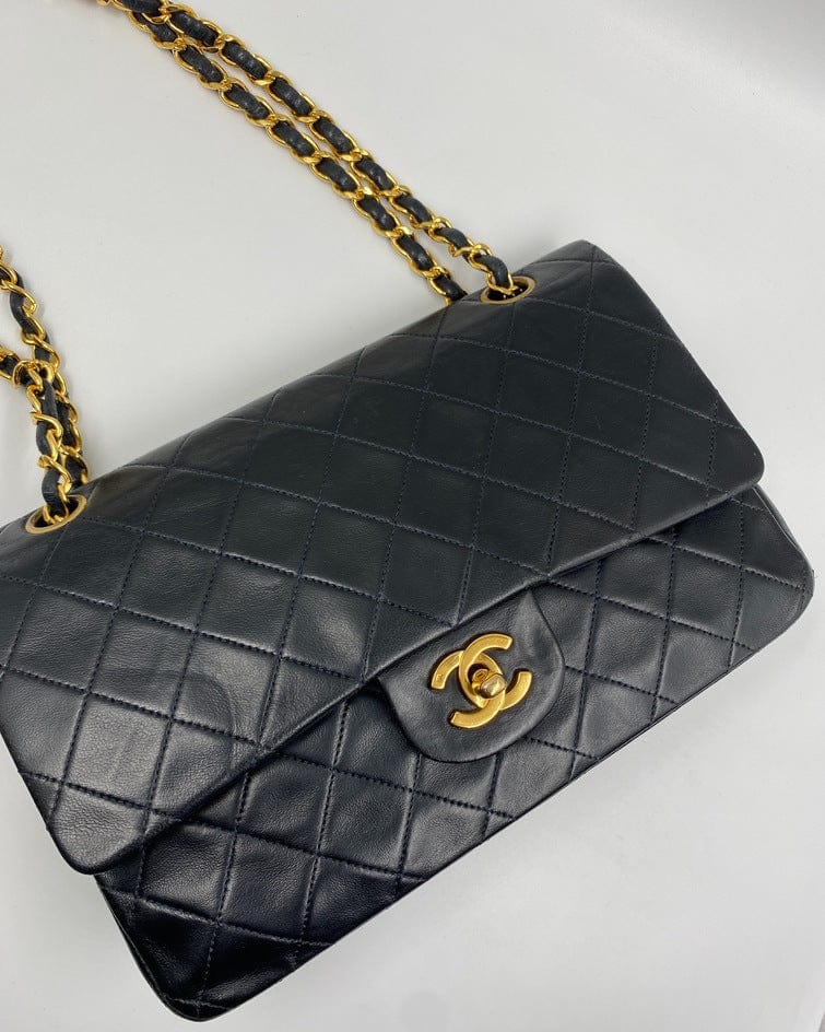 chanel purse medium black