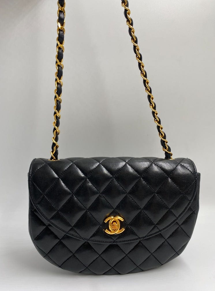 Chanel Vintage Crossbody Flap bag