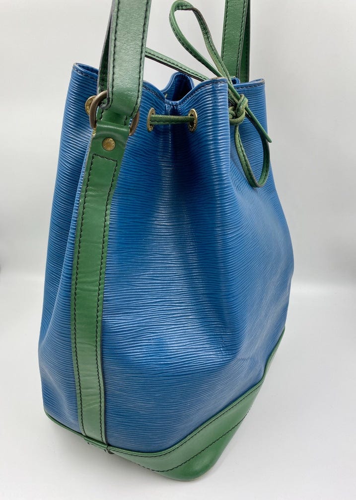 lv blue bucket bag