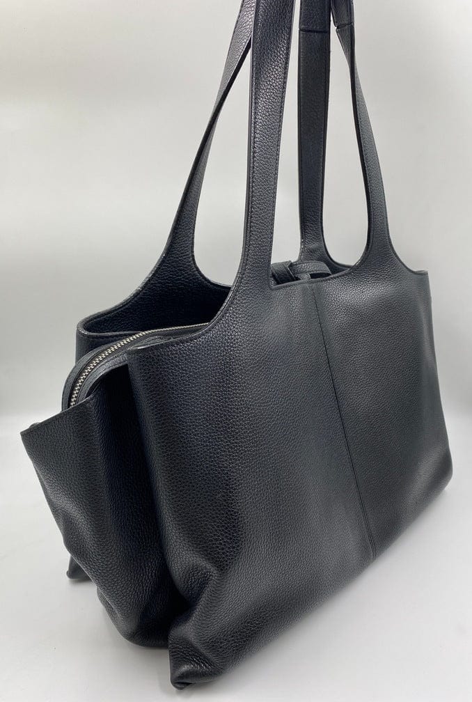 celine trifold leather shoulder bag｜TikTok Search