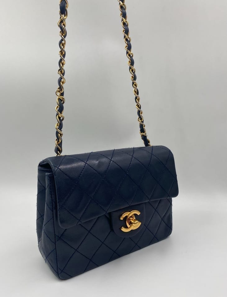 Buy Chanel Pre-loved CHANEL mini matelasse chain shoulder bag lambskin  black gold hardware vintage 2023 Online