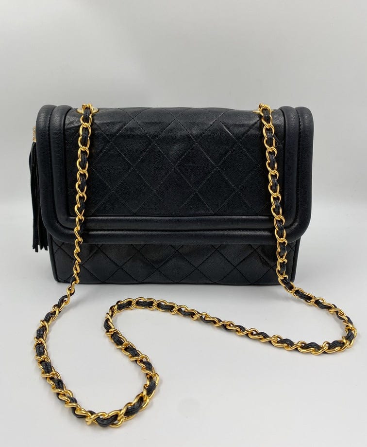 Vintage Chanel Flap Bag w Tassel – The Hosta