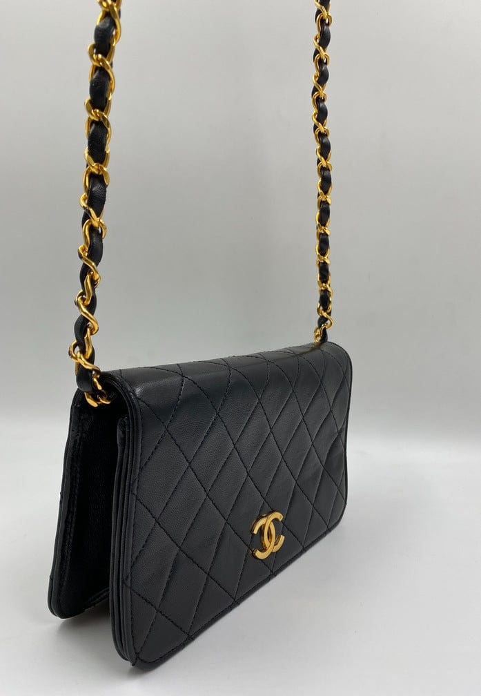 Vintage Chanel Quilted Tassel Camera Bag Beige Leather Chain Strap Sho   Celebrity Owned